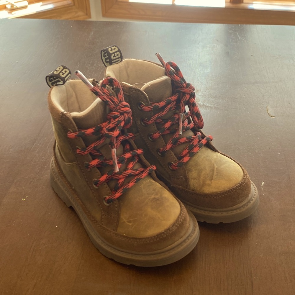 UGG Kids Boots with Red Laces